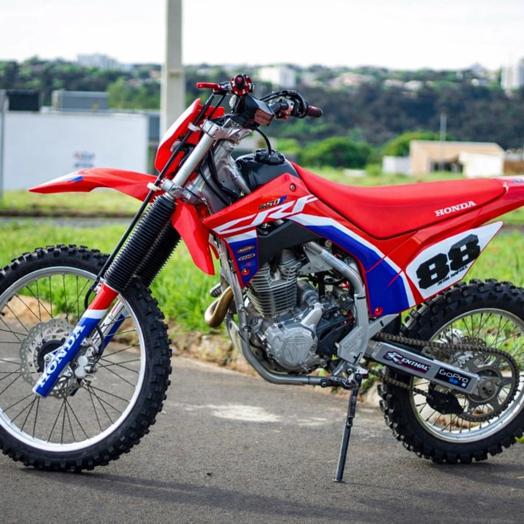 Cliente Falmar — CRF 250F com kit gráfico instalado #3