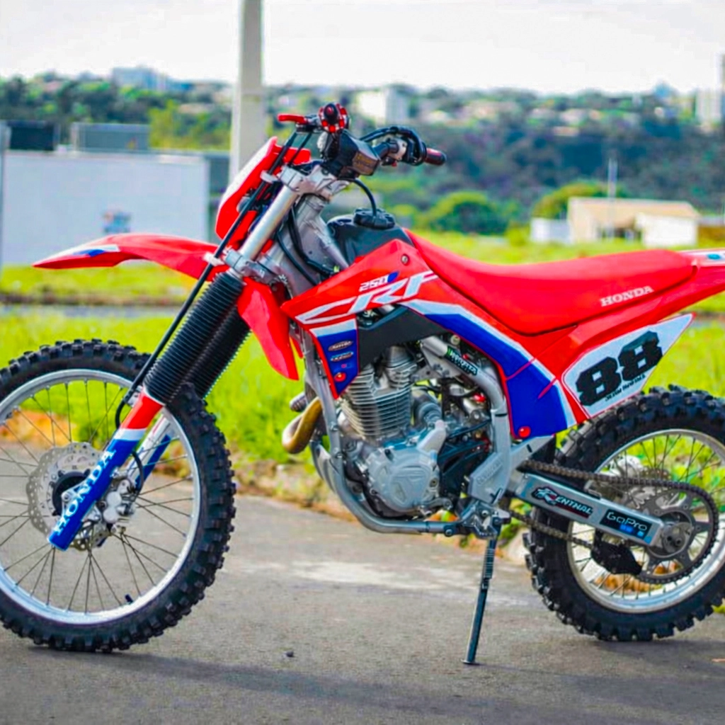 Cliente Falmar — CRF 250F com kit gráfico instalado #8